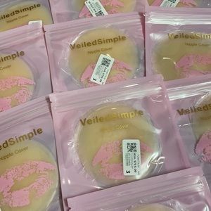 NWT Silicone nipple covers one pair OS NIB price is firm due to 30% posh fee